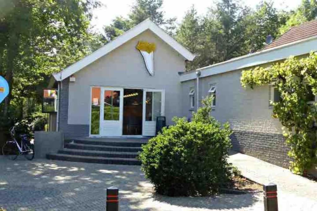 Chalet Toetje Op De Veluwe Хундерло Екстериор снимка
